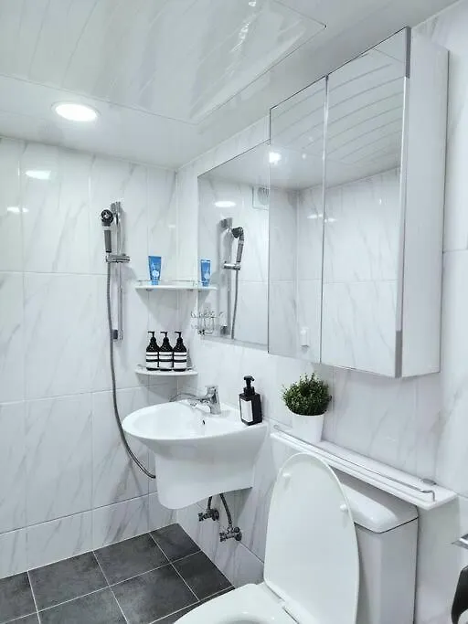 Apartment Charm Stay In Seoul, 3R2B, Arex, Digitalmediacitystation 3Minutes, Hongdae